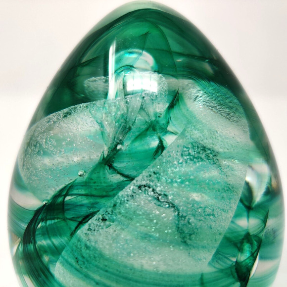 Vintage Studio Glass Paperweight Egg Green Swirl Signed Ann Corcoran '93 Nouwrot - Picture 5 of 16